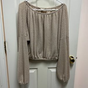 Puff sleeve cinched waist top. Size large.